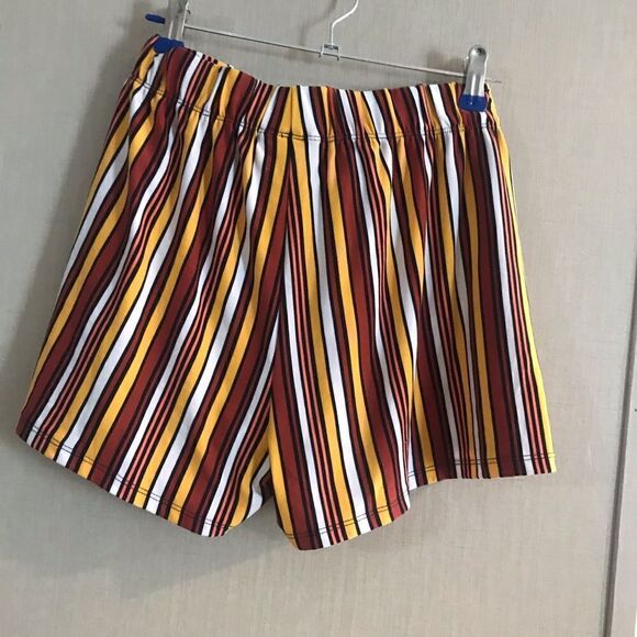 NWOT Bobby Brooks size medium striped shorts tires in front - Picture 10 of 13